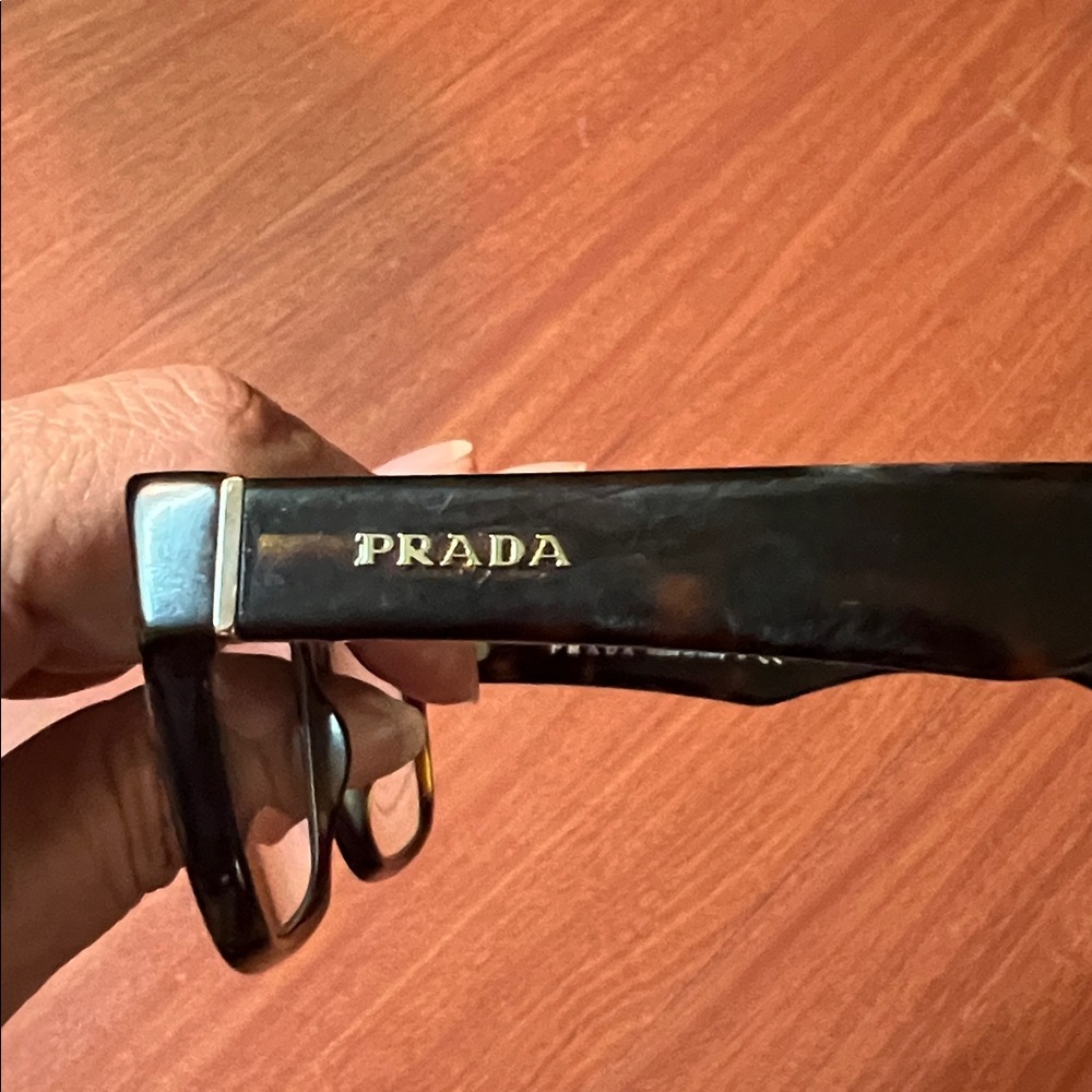 Prada Tortoise Shell‎ Eyewear - Picture 3 of 7